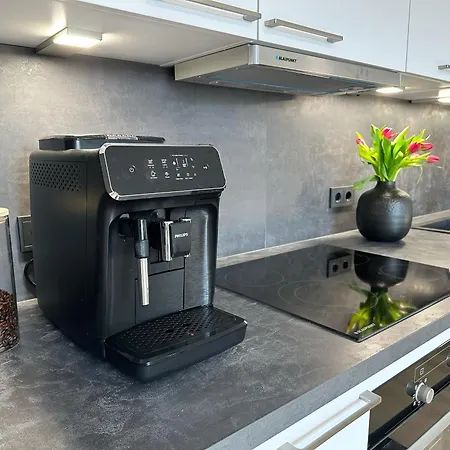 Appartement Neu & Schick: Kueche Inkl. Kaffee Dresden