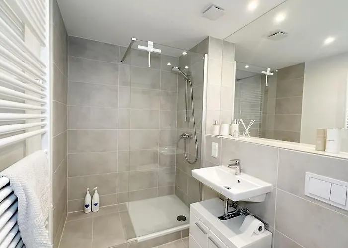 Neu & Schick: Kueche Inkl. Kaffee 德累斯顿